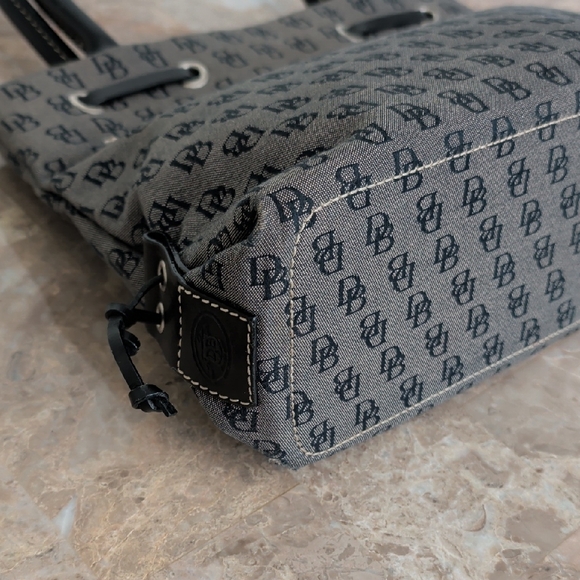 Vintage Dooney & Bourke Purse - Picture 6 of 12